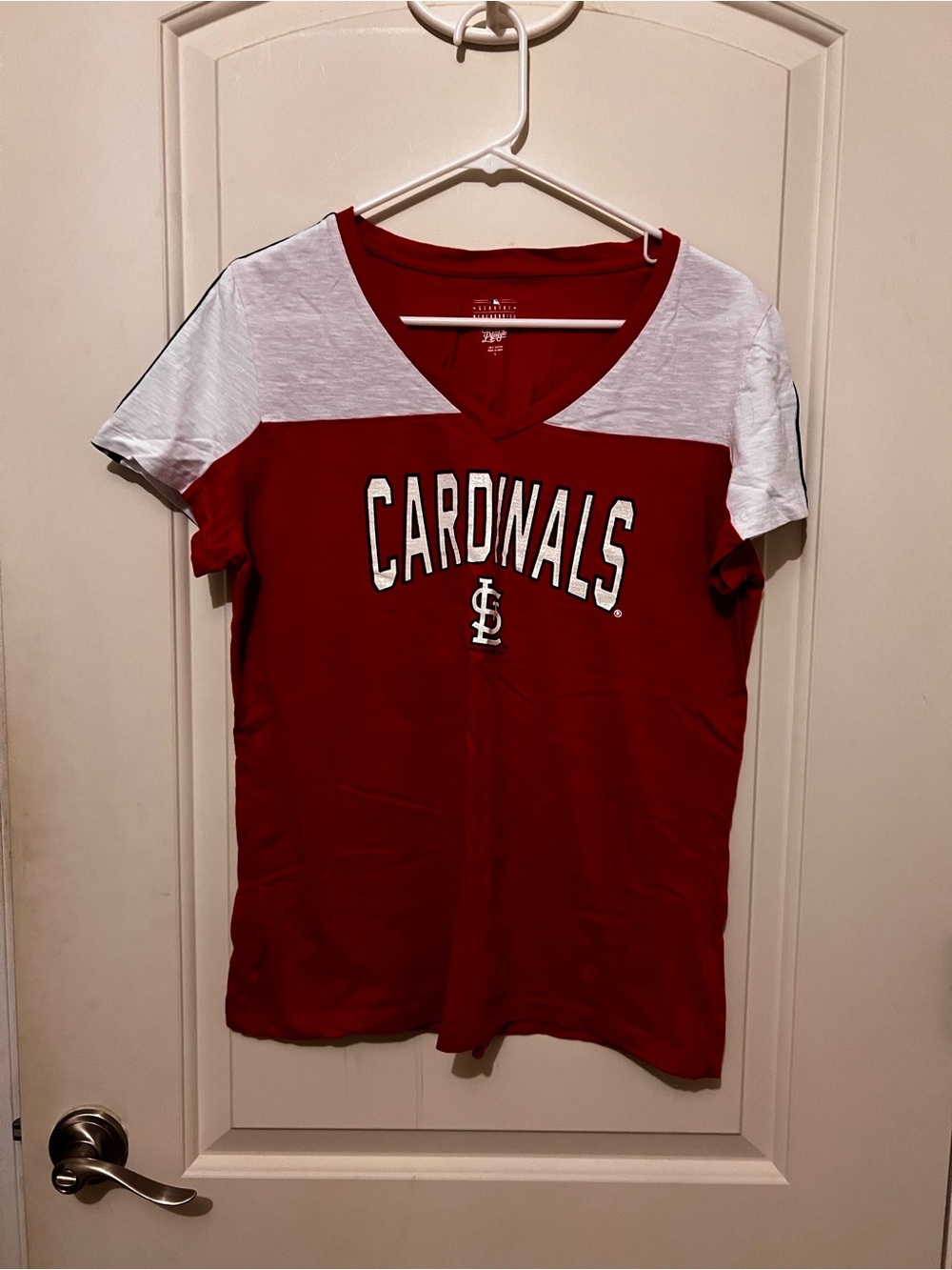 Genuine Merchandise Cardinals V-Neck Short Sleeve Tee - Red & White
